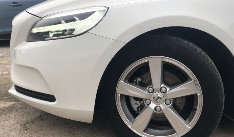 Volvo V40 D2 LIVSTYL full