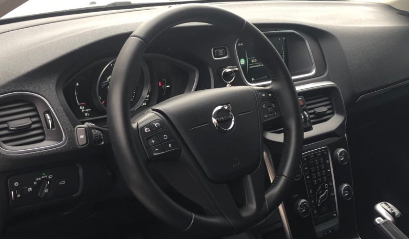Volvo V40 D2 LIVSTYL full